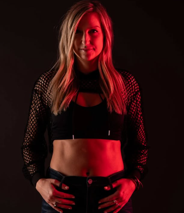 dj aleksandra bio picture